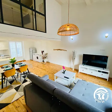Loft Cocon Climatise - Imprenable Vue Sur Le Chateau Comtal Apartmán